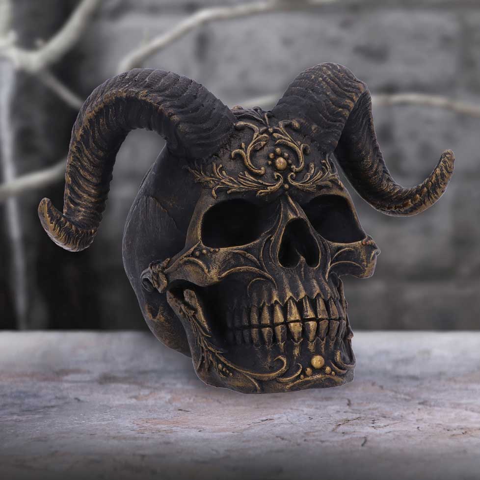 Diabolus Horned Skull 18cm: 1 - Figures & Collectables By Gift Moments