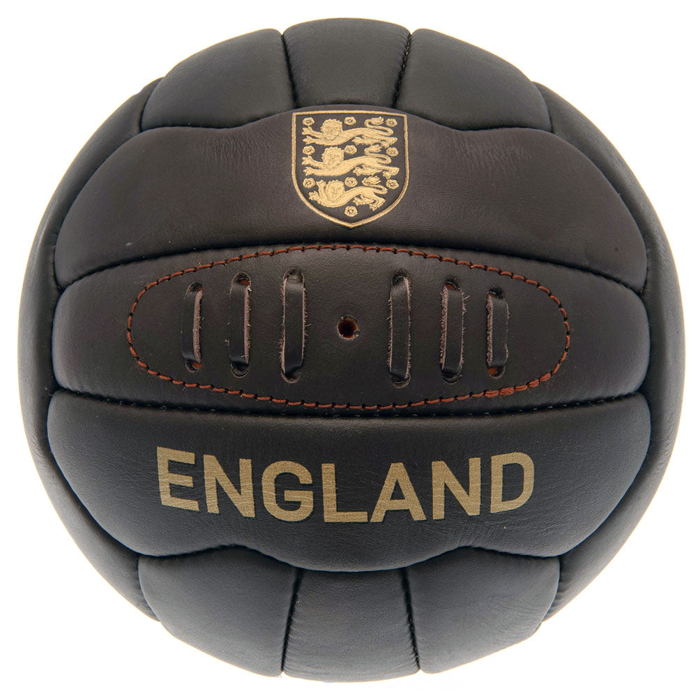 England FA Retro Heritage Football: 1 - Balls By England