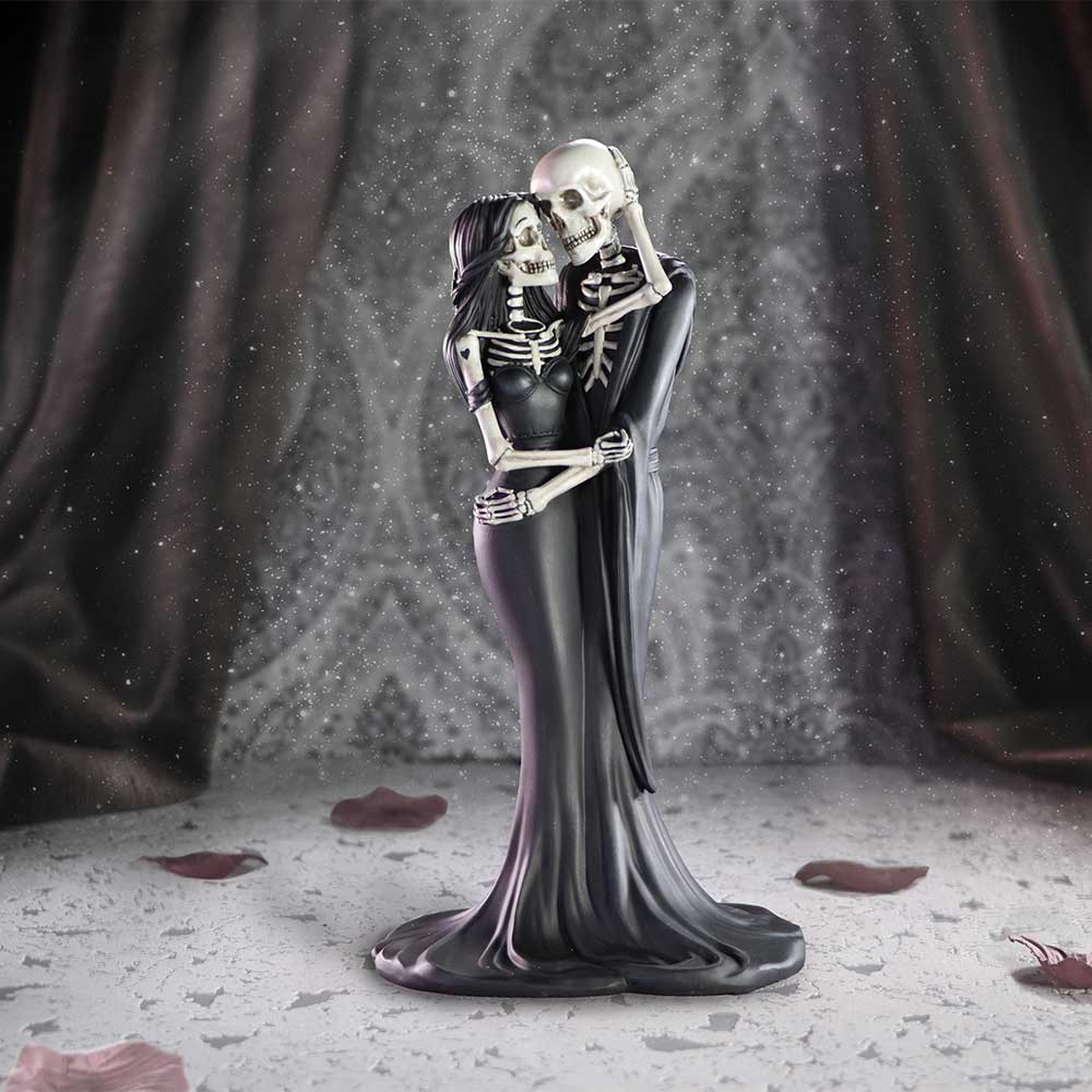 Eternal Embrace Gothic Skeletons Figurine 24cm - Shop Figures & Collectables At Gift Moments - 1