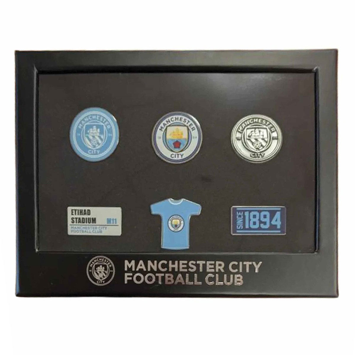 Manchester City FC 6pc Badge Set: 2 - Badges By Manchester City