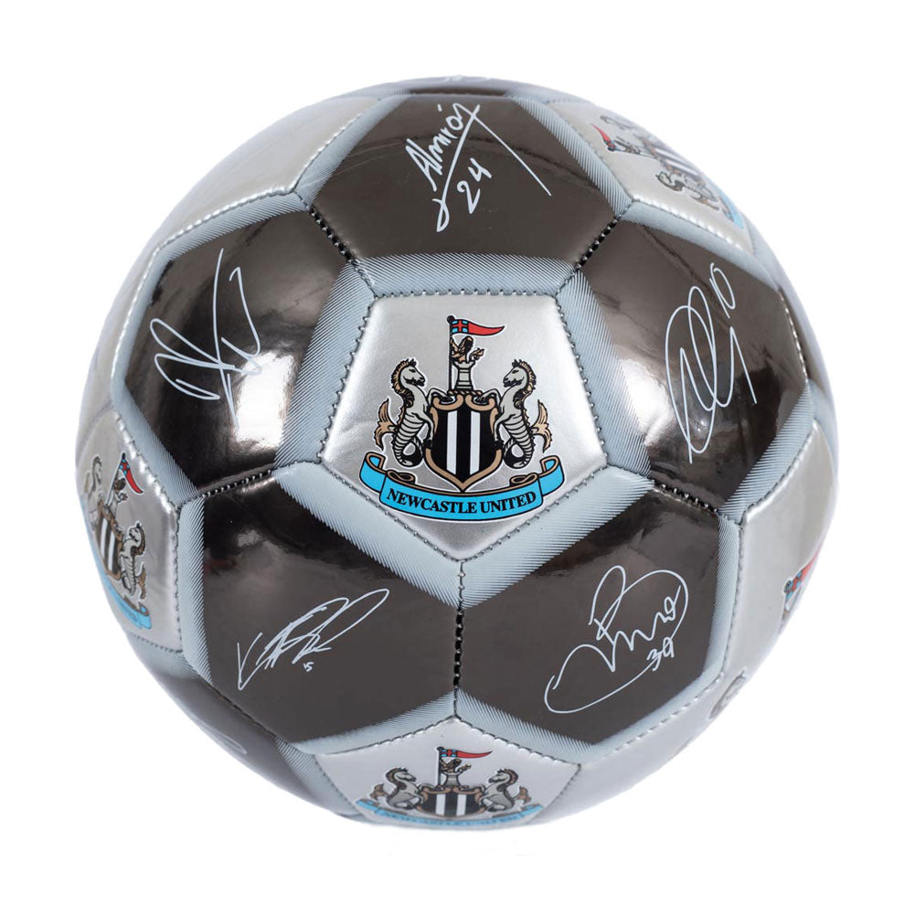 Newcastle United FC Sig 26 Skill Ball - Shop Balls At Gift Moments - 3