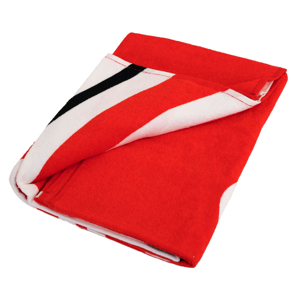 Nottingham Forest FC Pulse Towel - Shop Towels At Gift Moments - 2