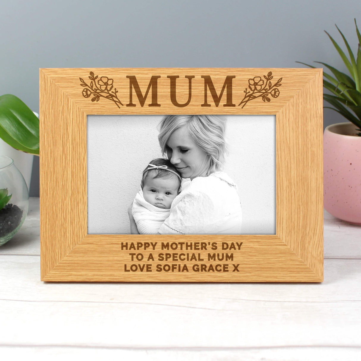 Personalised Floral Mum 6x4 Oak Finish Photo Frame - Shop Photo Frames At Gift Moments - 1