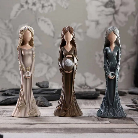 Maiden Mother Crone: Neopagan Goddess Collection