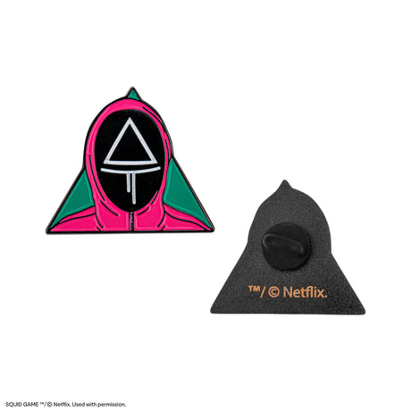 Set of 2 Pins Young-Hee & Squid Game Soldier - Shop Badges At Gift Moments - 3