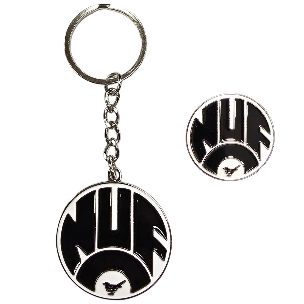 Newcastle United FC Retro 83-88 Crest Keyring & Badge Set - Shop Keyrings At Gift Moments - 1