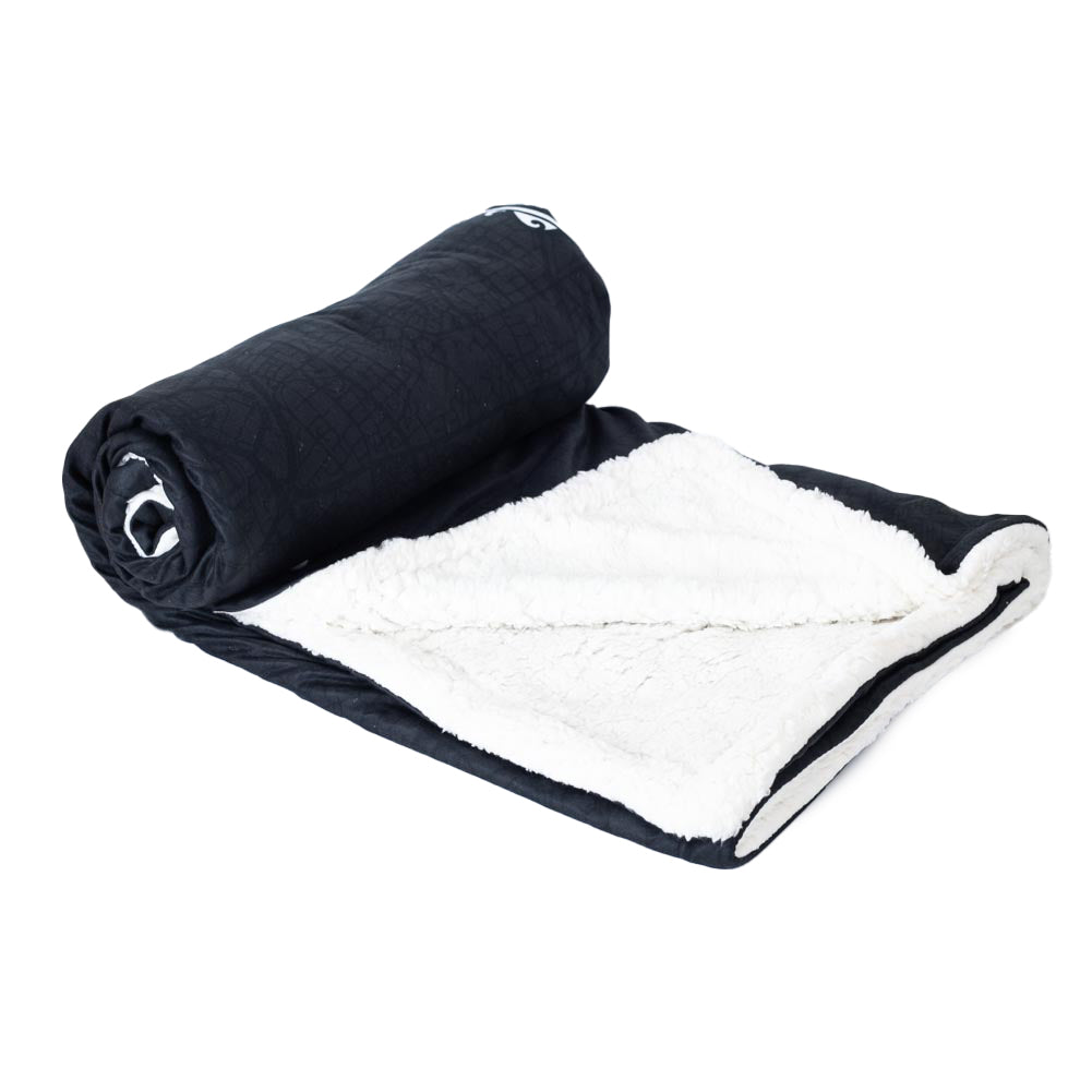 Manchester United FC Identity Sherpa Fleece Blanket - Shop Blankets At Gift Moments - 2