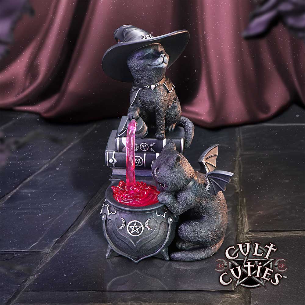 Cult Cuties Malpuss and Purrah Curious Cauldron 18.5cm