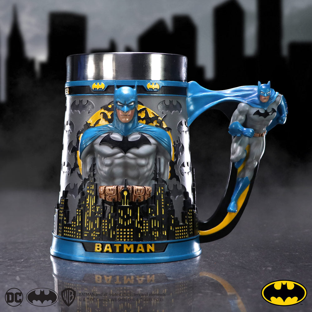 Batman The Caped Crusader City Skyline Tankard - Shop Tankards At Gift Moments - 1