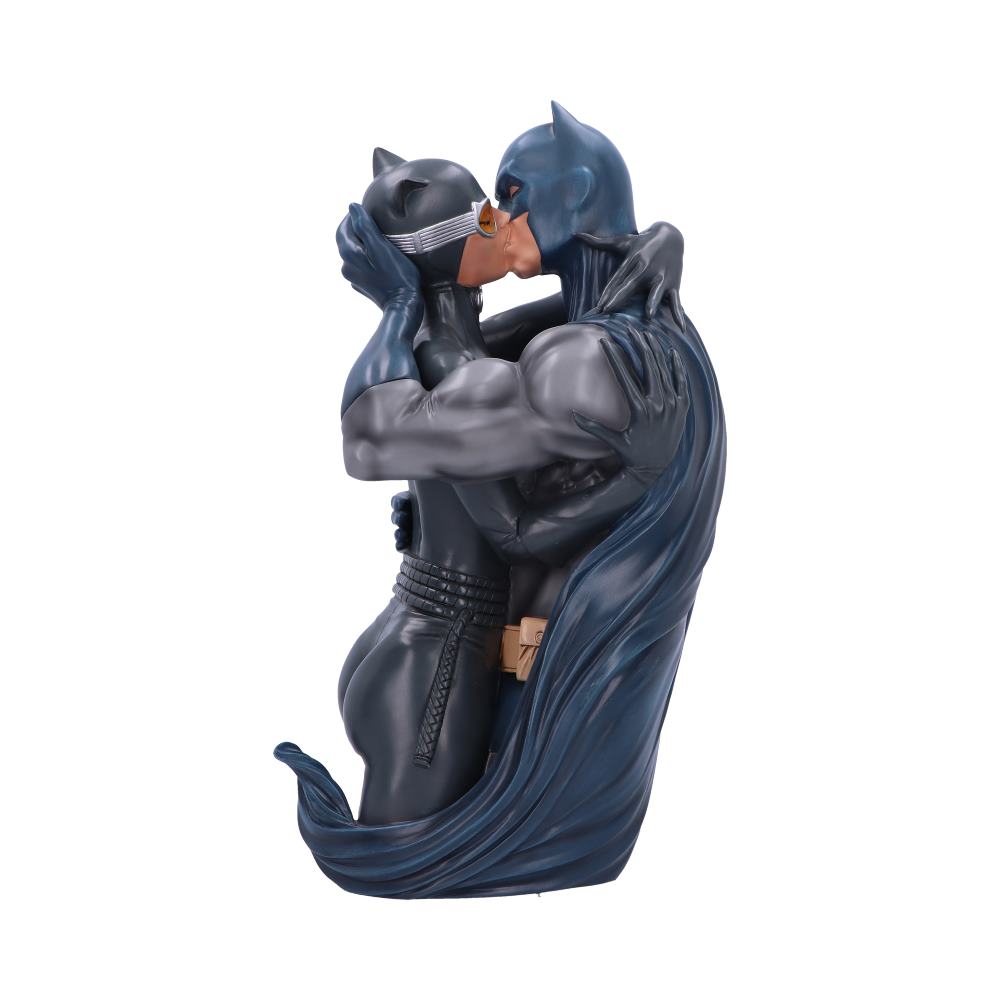 Batman & Catwoman DC Collectible Bust - Shop Figures & Collectables At Gift Moments - 5