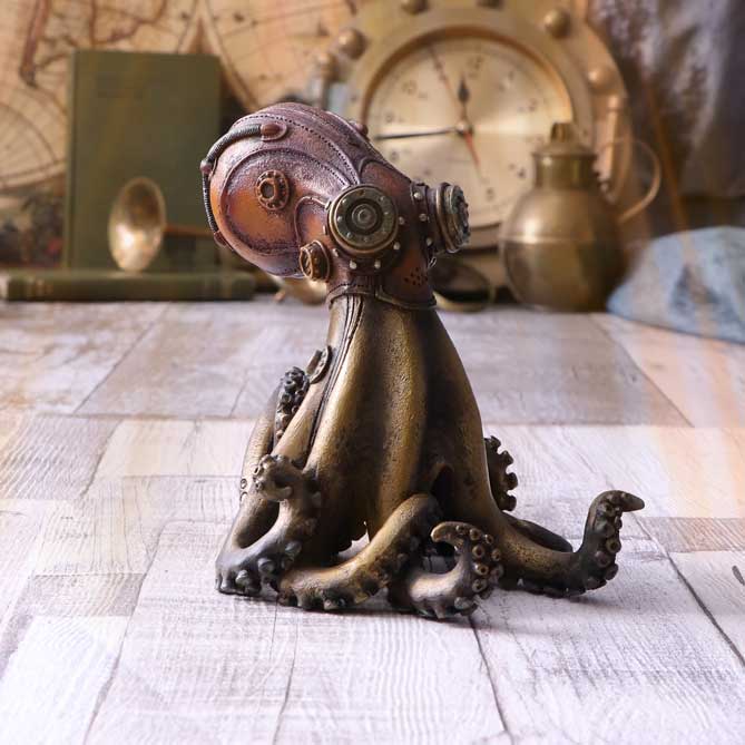 Call of the Kraken Steampunk Phone Holder 14.5cm: 1 Tech Accessories By Gift Moments