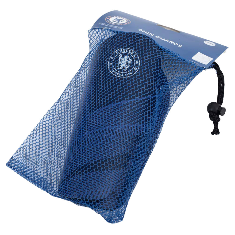 Chelsea FC Fuse Shin Pads Youths: 3 Shin Pads By Chelsea