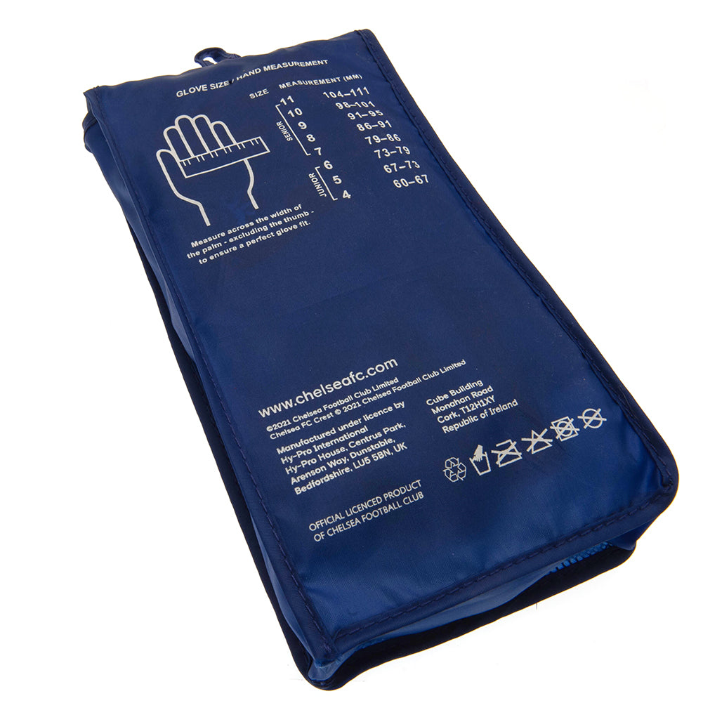 Chelsea FC Delta Goalkeeper Gloves Kids: 4 - Gloves By Chelsea