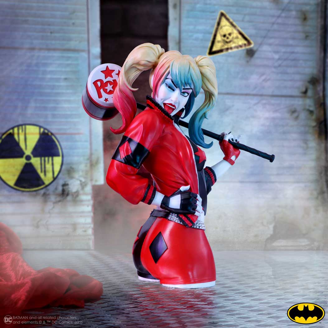 DC Harley Quinn Bust 30cm: 1 - Figures & Collectables By Batman