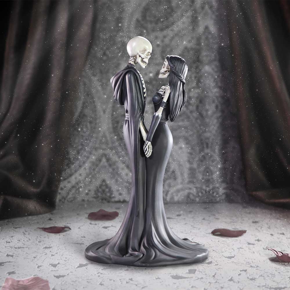 Eternal Vow Gothic Skeletons Figurine 24cm - Shop Figures & Collectables At Gift Moments - 1