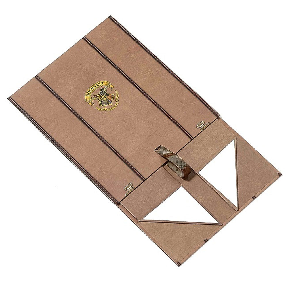 Harry Potter Medium Trunk Gift Box: 2 Gift Wrap & Bags By Harry Potter
