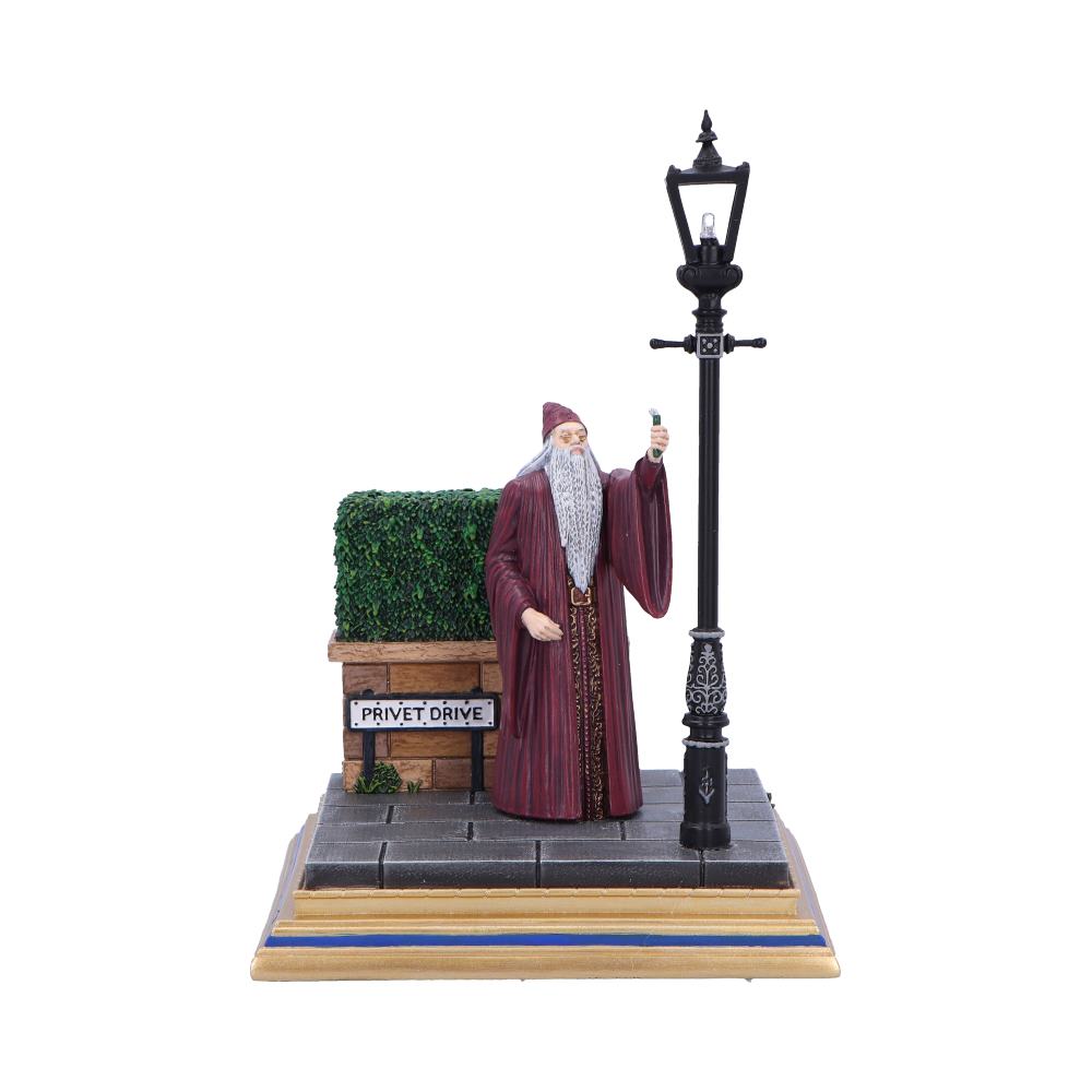Harry Potter Privet Drive Light Up Figurine: 3 - Figures & Collectables By Harry Potter