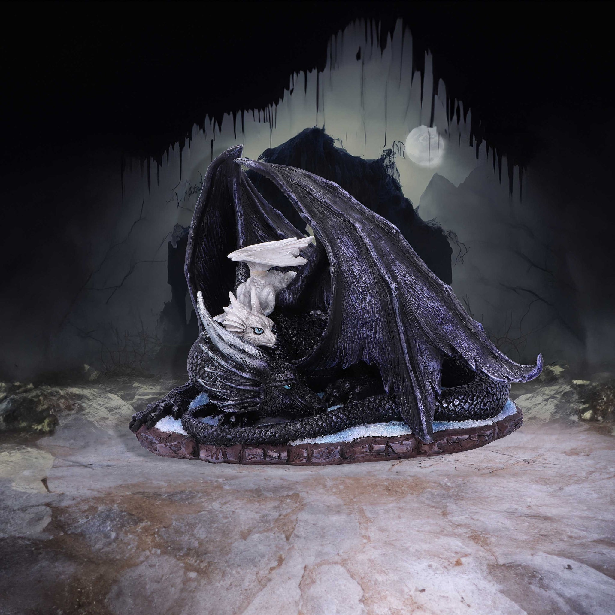 Mothers Sanctuary Dragon Figurine: 1 - Figures & Collectables By Gift Moments