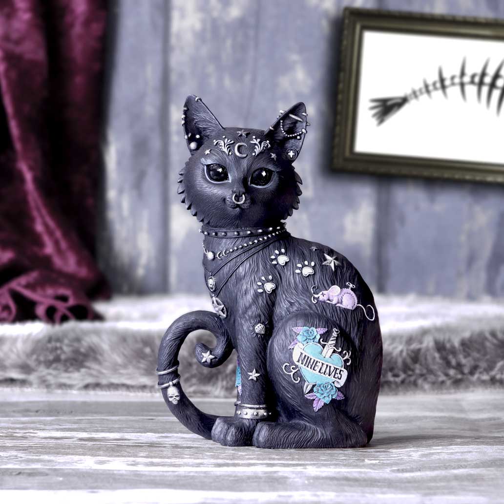 Nine Lives Cat Figurine 22cm: 1 - Figures & Collectables By NN Designs