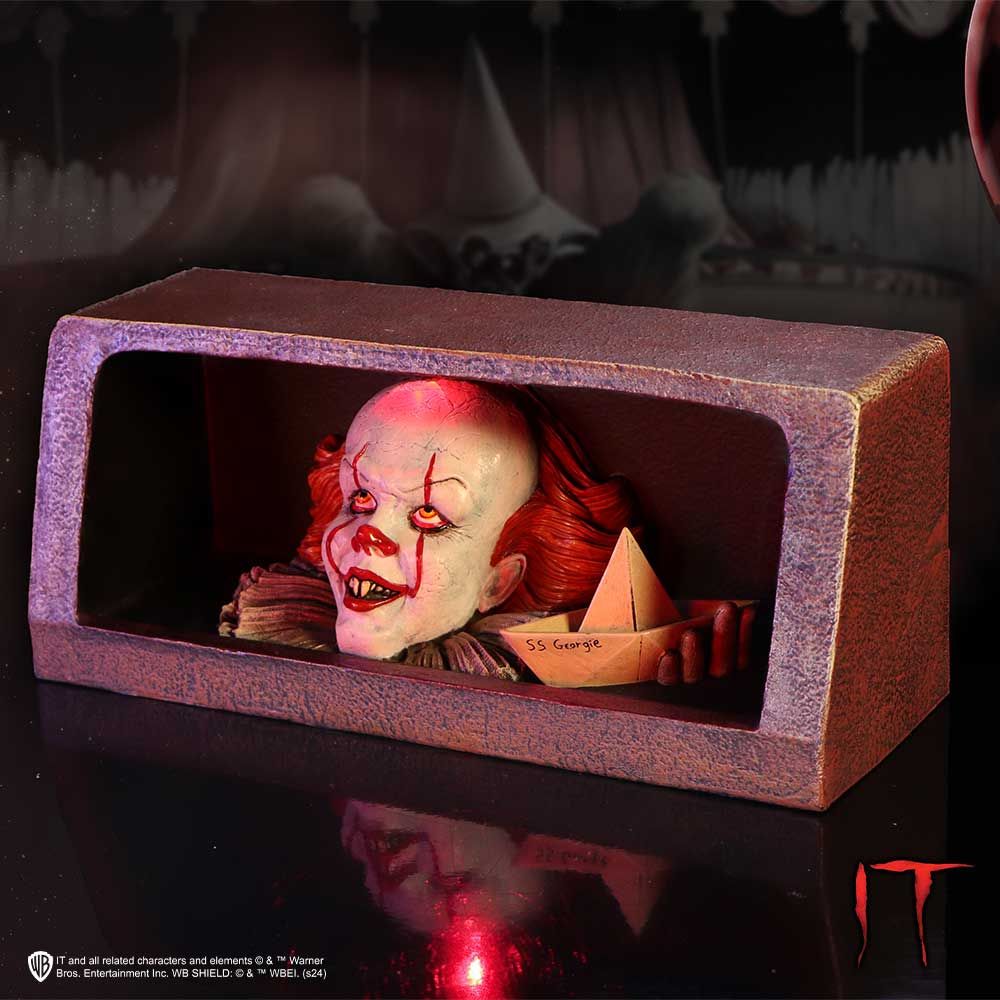 IT Pennywise Clown Drain Figurine: 7 - Figures & Collectables