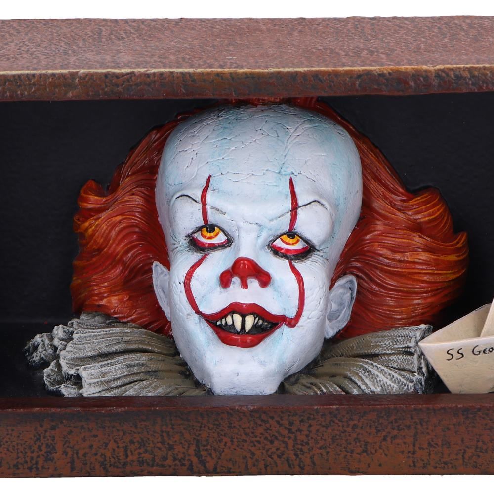 IT Pennywise Clown Drain Figurine: 5 - Figures & Collectables