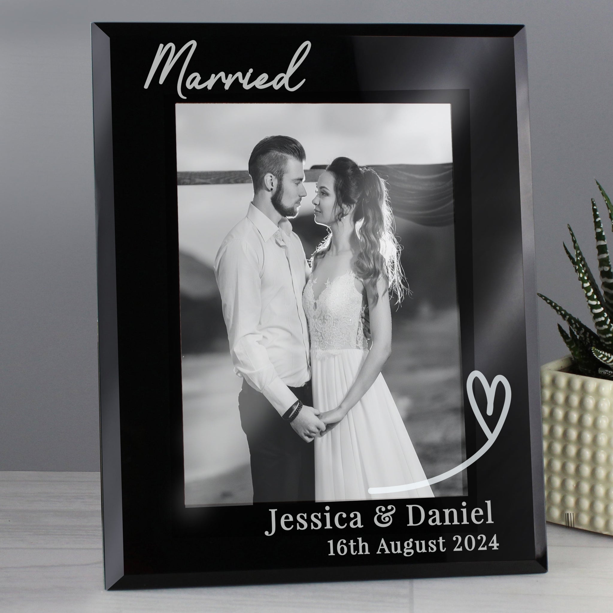 Personalised Heart Black Glass 7x5 Photo Frame: 1 - Photo Frames By Gift Moments