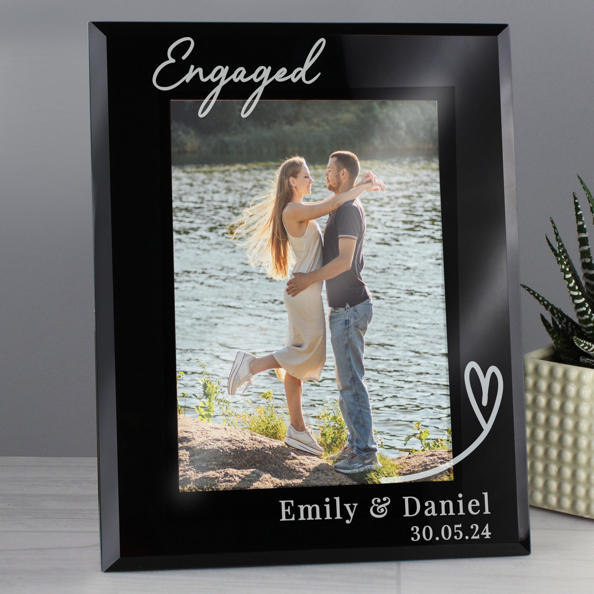 Personalised Heart Black Glass 7x5 Photo Frame: 2 - Photo Frames By Gift Moments