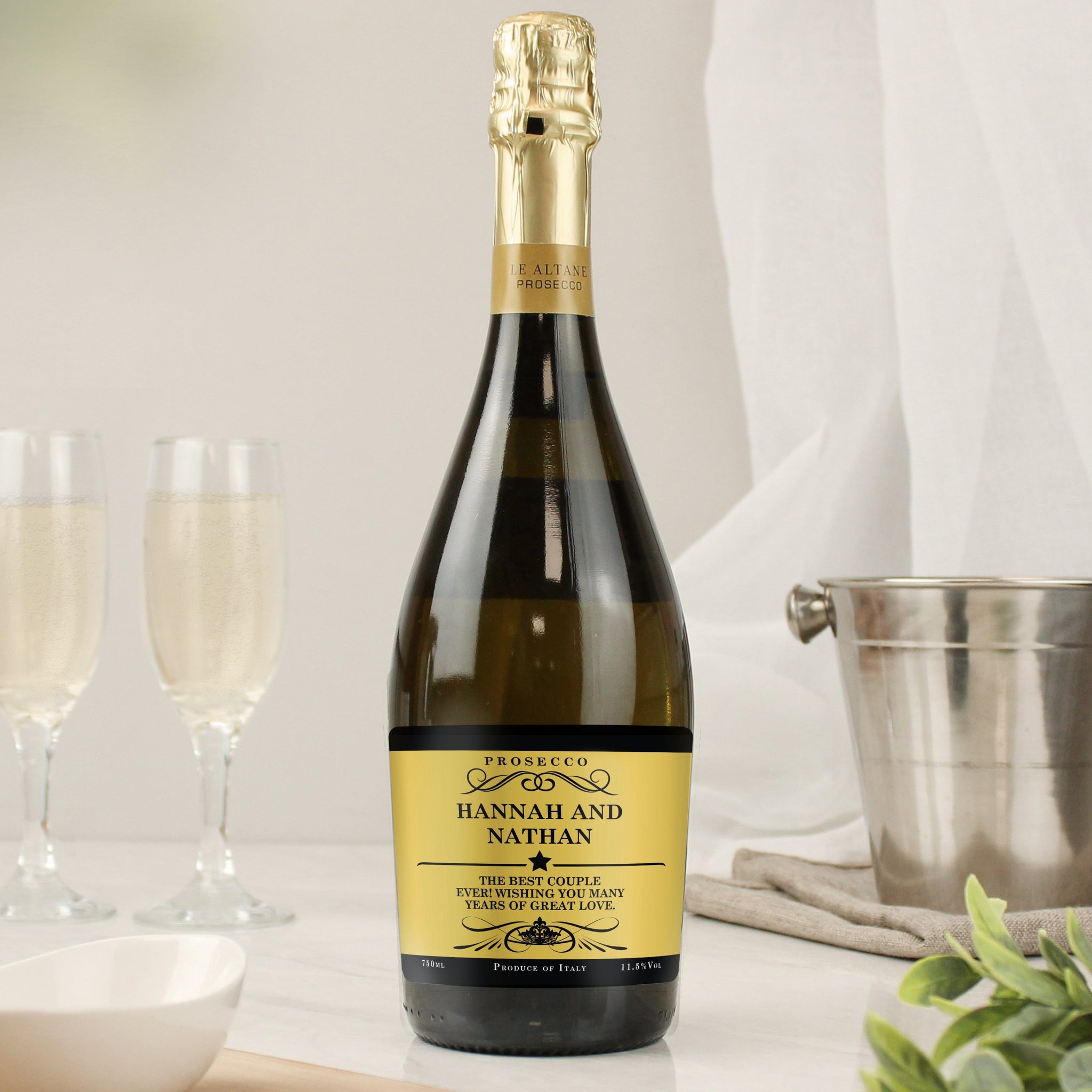 Personalised Any Message Bottle of Prosecco: 1 - Prosecco By Gift Moments