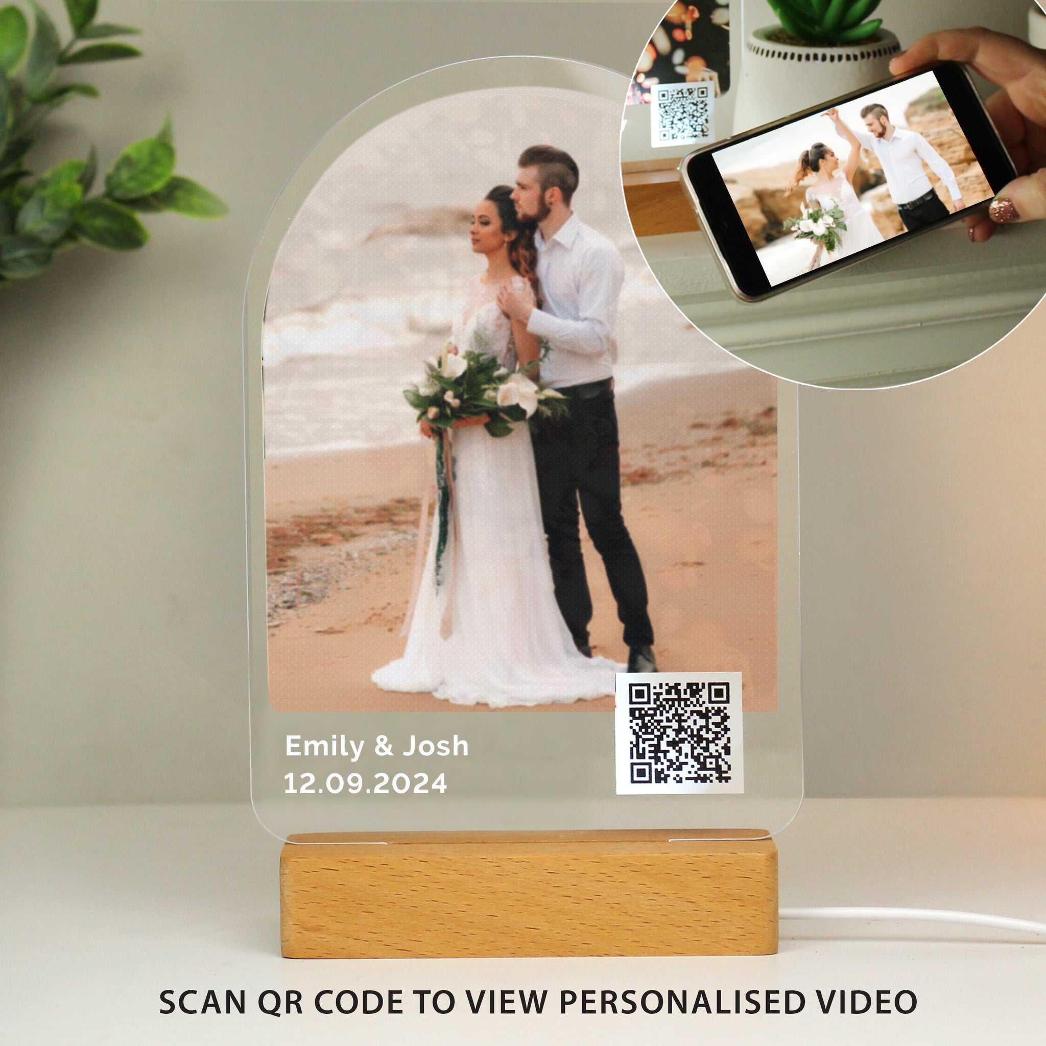 Personalised QR Photo Upload LED Light: 8 - LED Lighting By Gift Moments