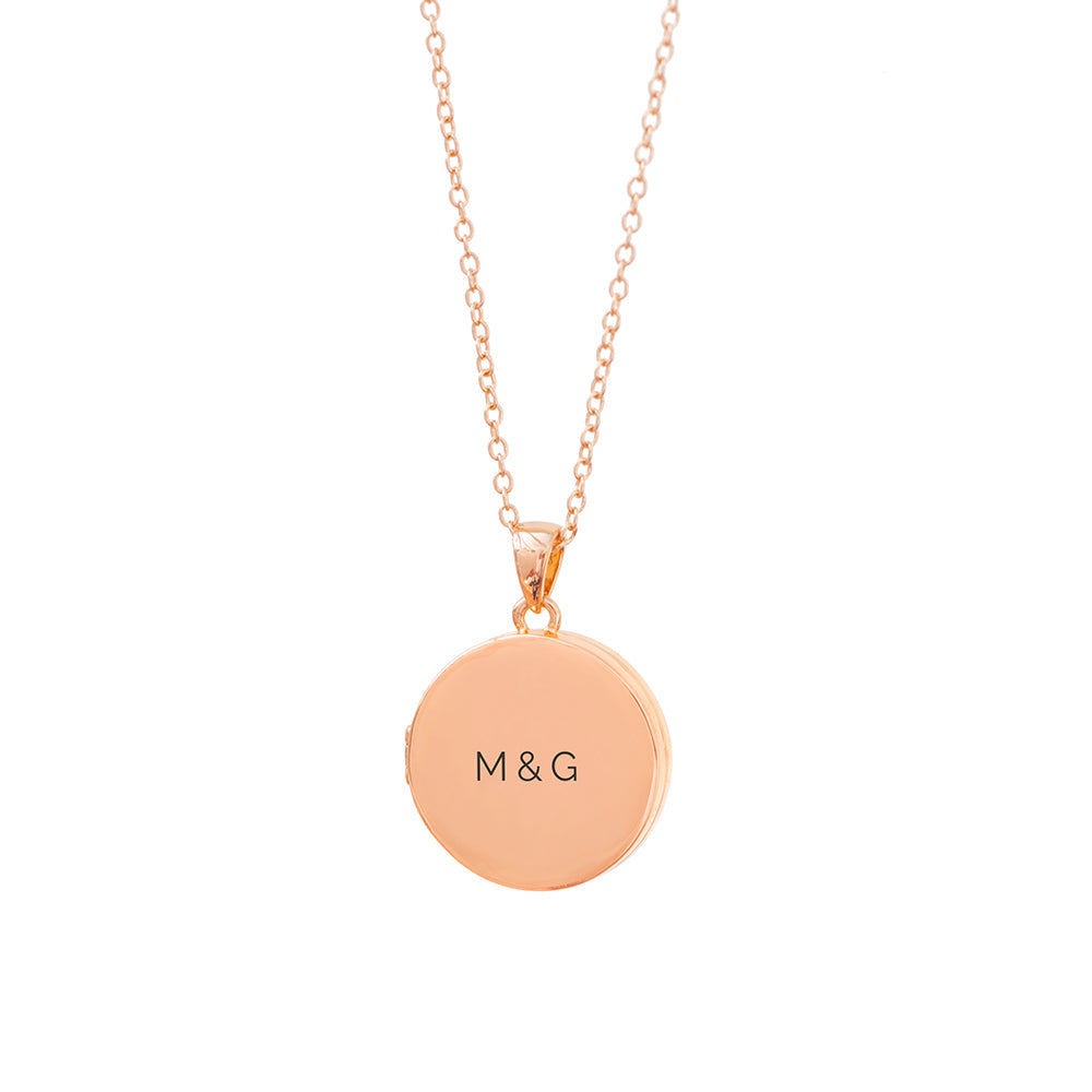 Personalised Round Photo Locket Pendant Necklaces: 15 - Necklaces By Gift Moments