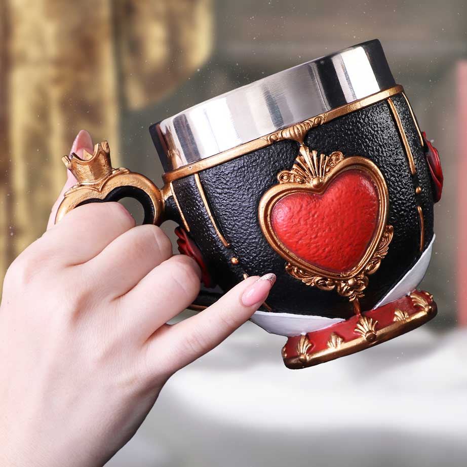 Pinkys Up Queen of Hearts Cup 11cm - Shop Cups At Gift Moments - 1