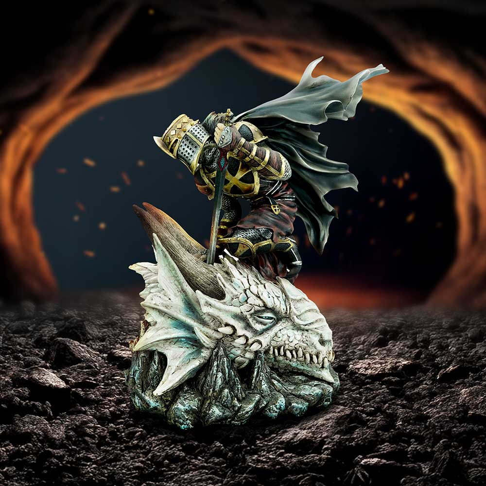 The Price of Valour Heroic Knight Over Slain Dragon Figurine: 1 Figurines Large (30 50cm) By NN Designs