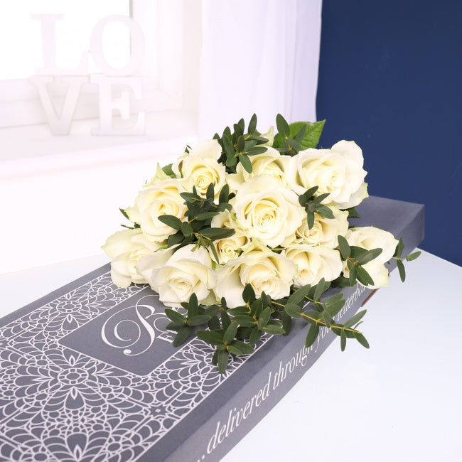 Letterbox Pure Love Roses - Gift Moments