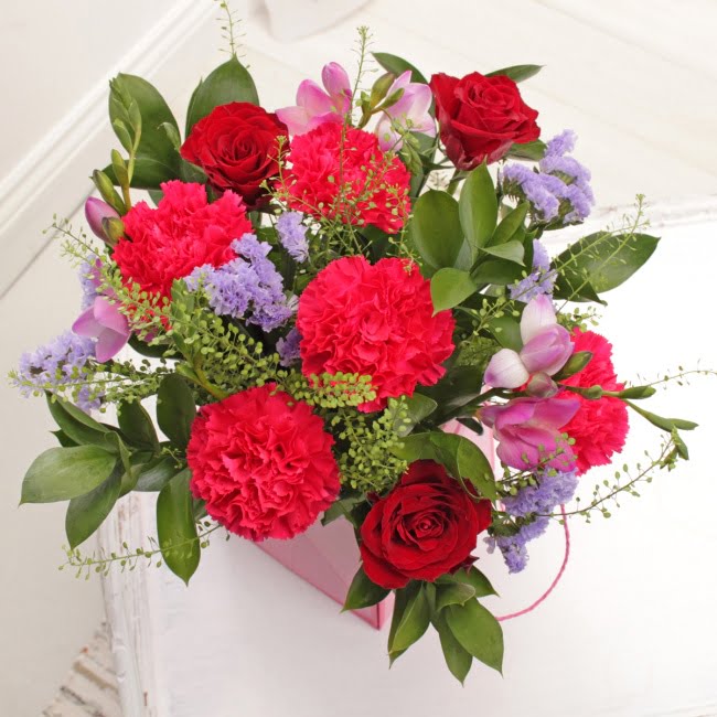 Floral Pink Gift Bag - Gift Moments