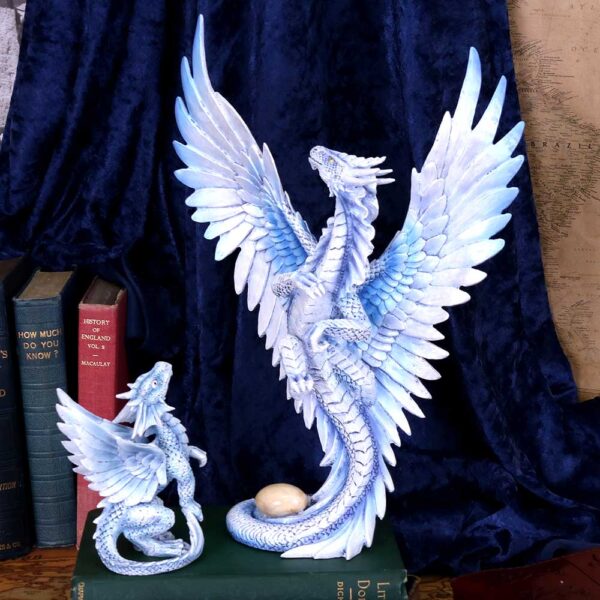 Anne Stokes Age of Dragons Adult Silver Dragon Figurine: 1 - Figures & Collectables By Anne Stokes
