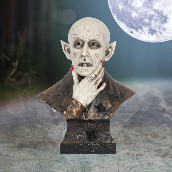 Count Dracula Bust: 1 - Figurines Large (30-50cm) By Gift Moments