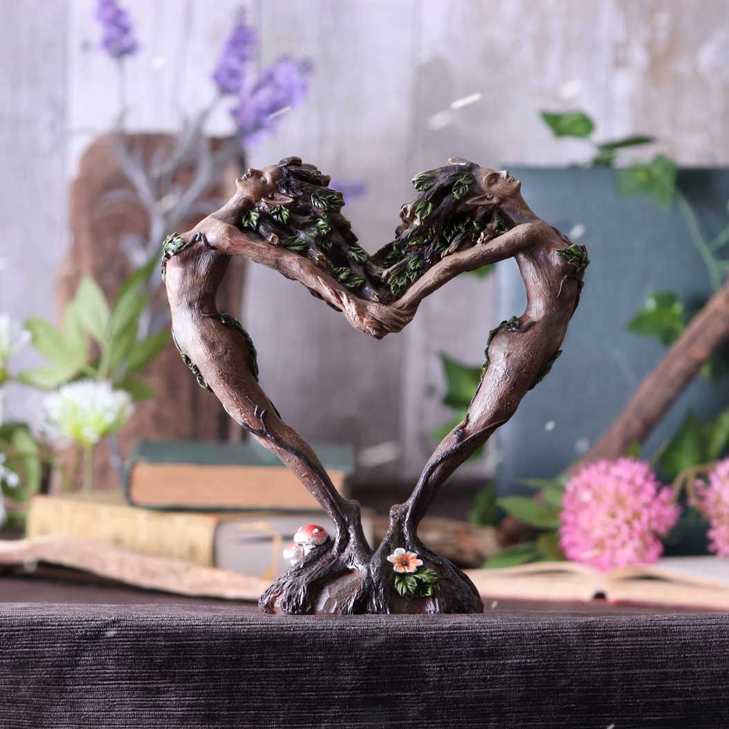Forest love figurine 19 5cm