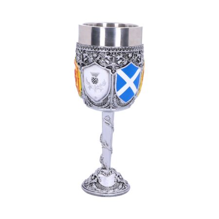 Goblet brave scottish shield glass