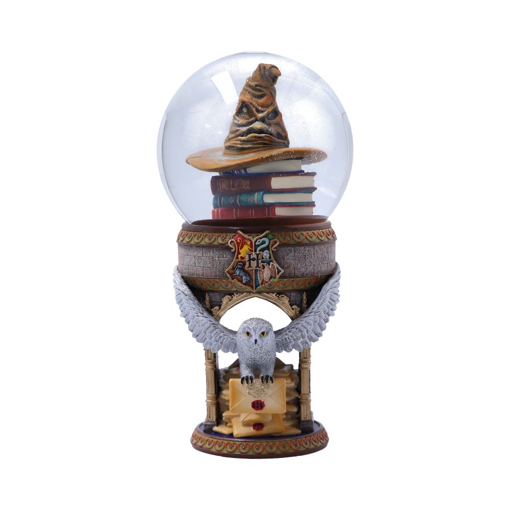 Harry potter first day hogwarts snow globe