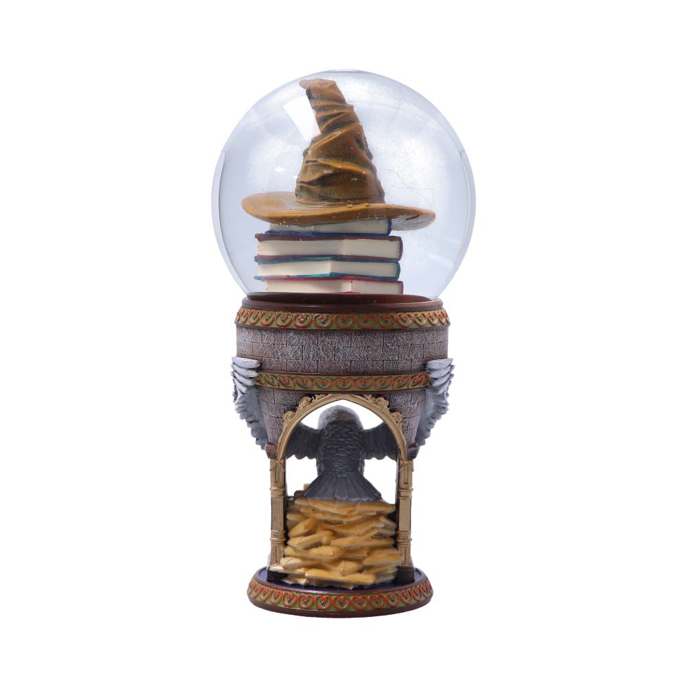 Harry potter first day hogwarts snow globe