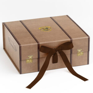 Harry Potter Medium Trunk Gift Box: 1 - Gift Wrap & Bags By Harry Potter
