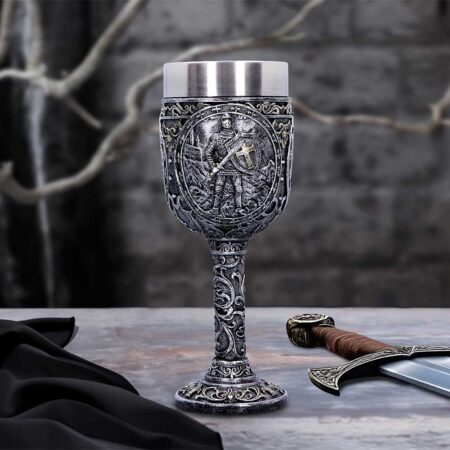 Knight honour goblet medieval drinkware