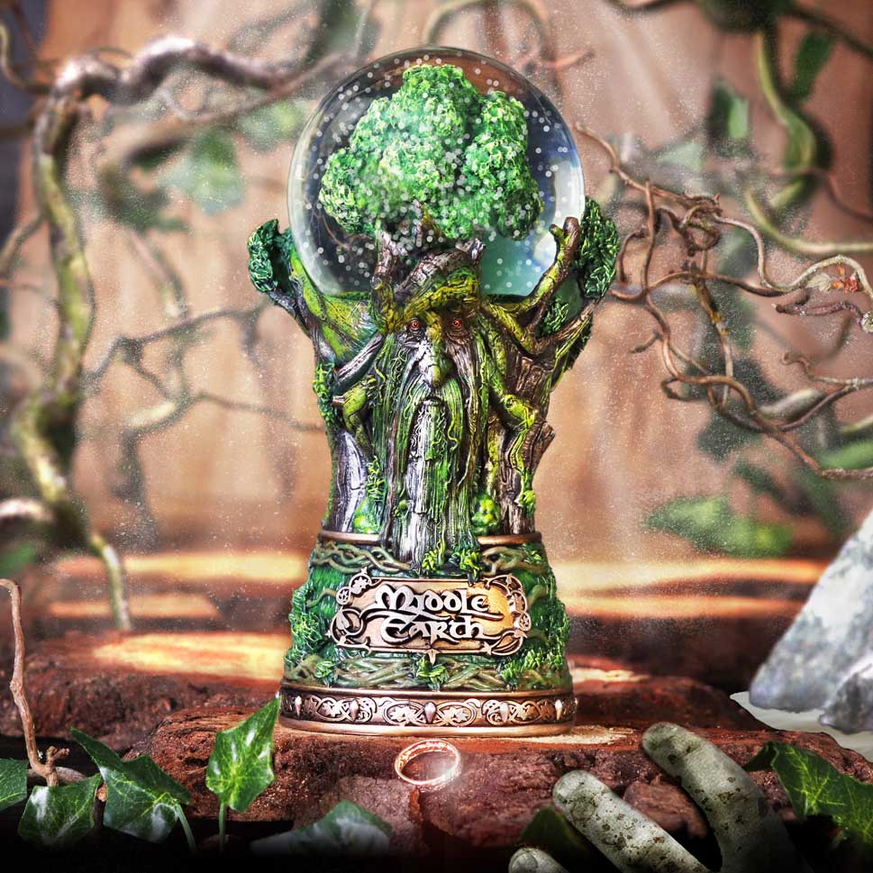 Lord rings middle earth treebeard snow globe