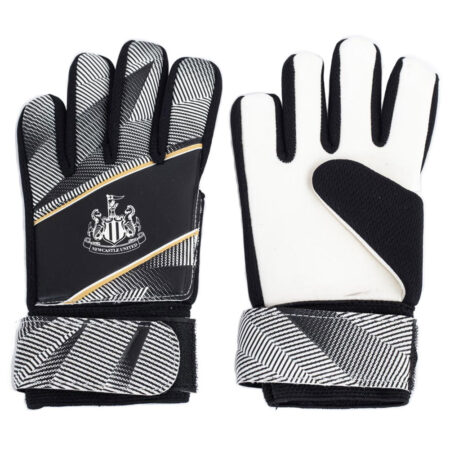 Newcastle United FC Fuse Goalkeeper Gloves Yths: 1 - Gloves By Newcastle United
