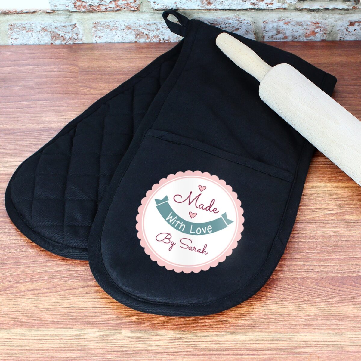 Personalised made love oven gloves
