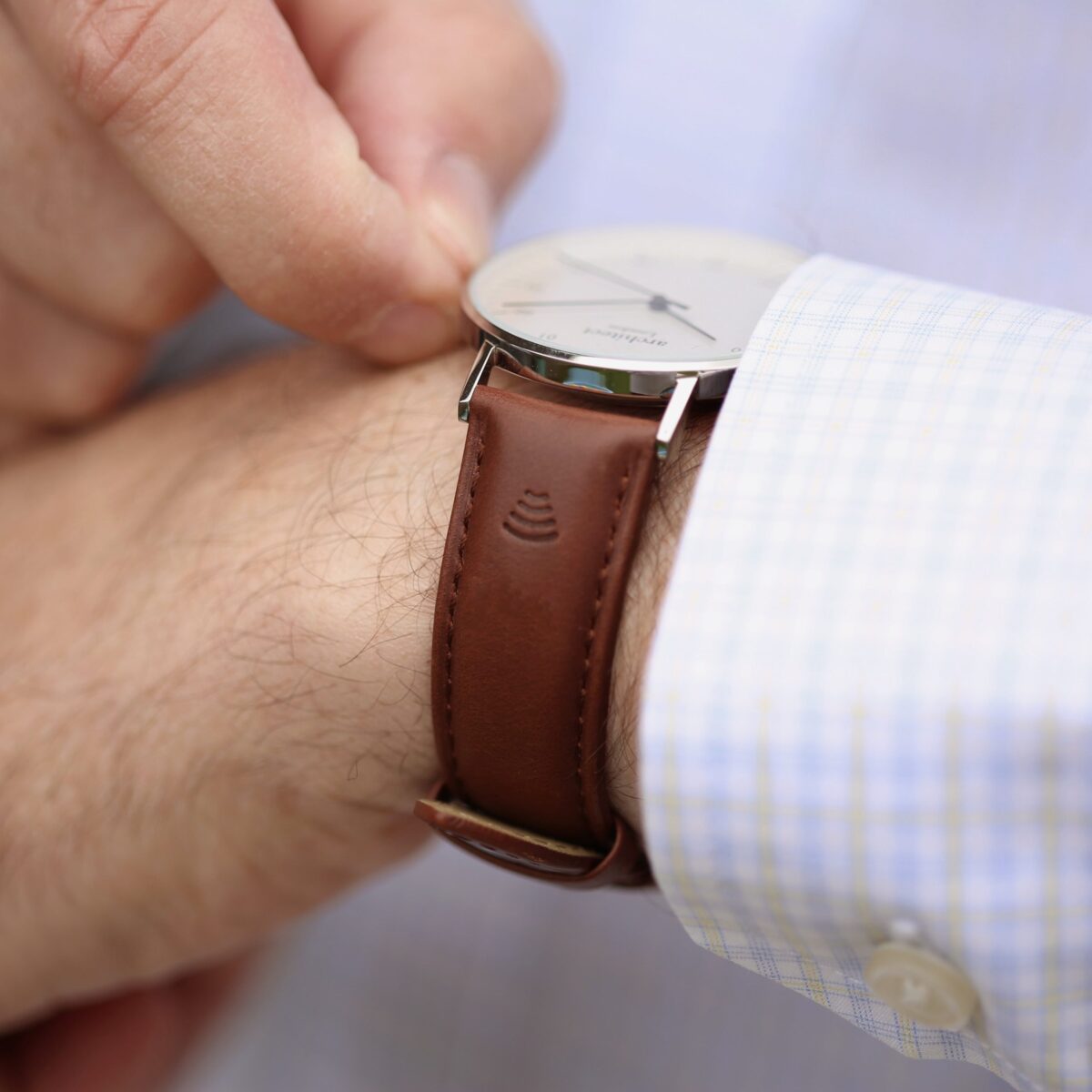 Personalised mens architect zephyr walnut contactless payment watch
