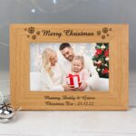 Personalised Oak Finish 6x4 Snowflake Photo Frame: 1 - Photo Frames By Gift Moments