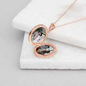 Personalised Oval Photo Locket Pendant Necklaces: 9 - Necklaces By Gift Moments
