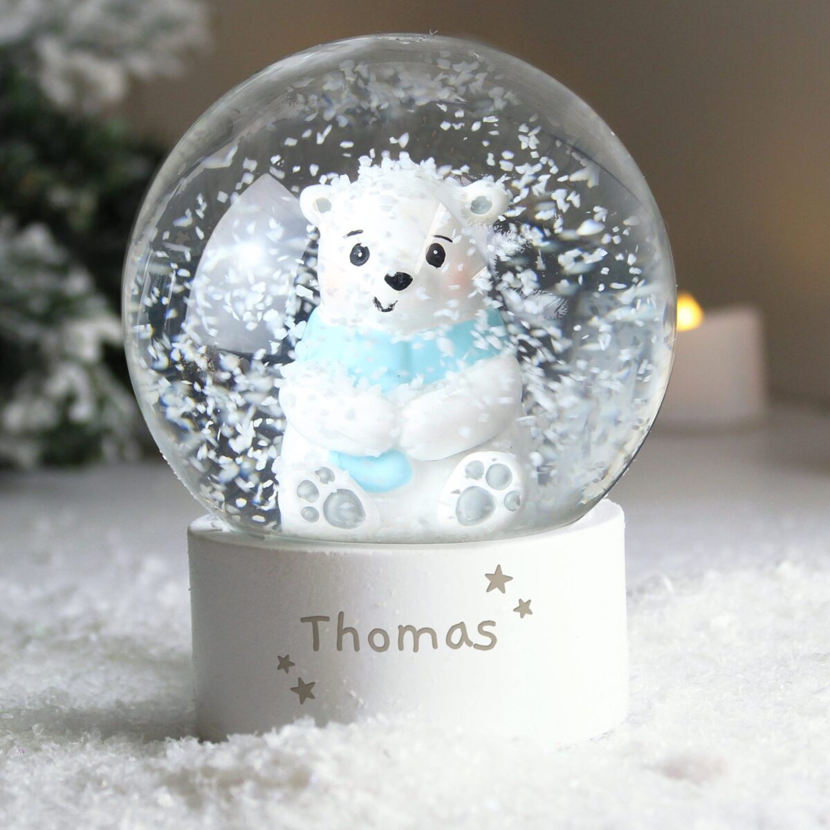 Personalised polar bear name snow globe