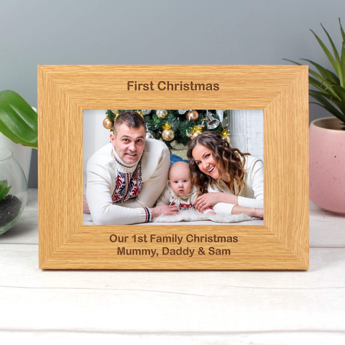Personalised Short Message 6x4 Landscape Oak Finish Photo Frame: 7 - Photo Frames By Gift Moments